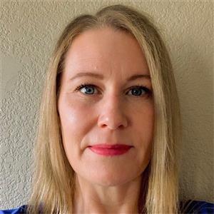 Lisa M Thomas